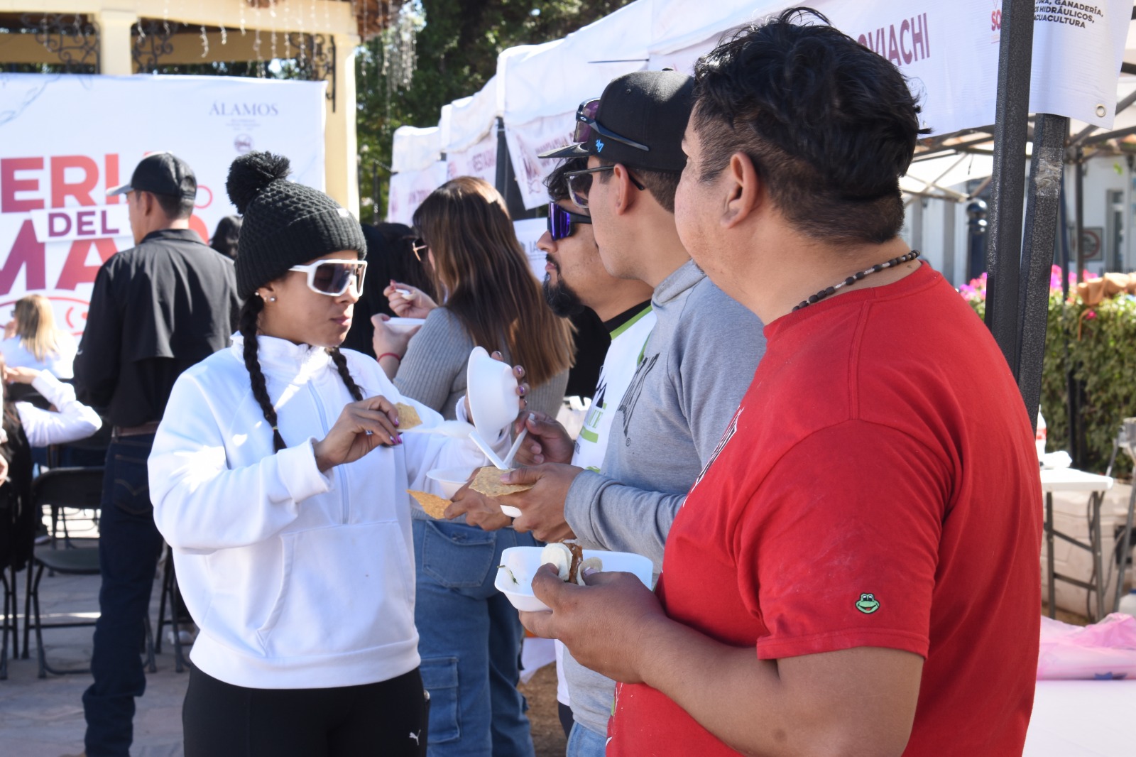 Gobierno de Sonora realiza con éxito la “Feria del Mar en Álamos”